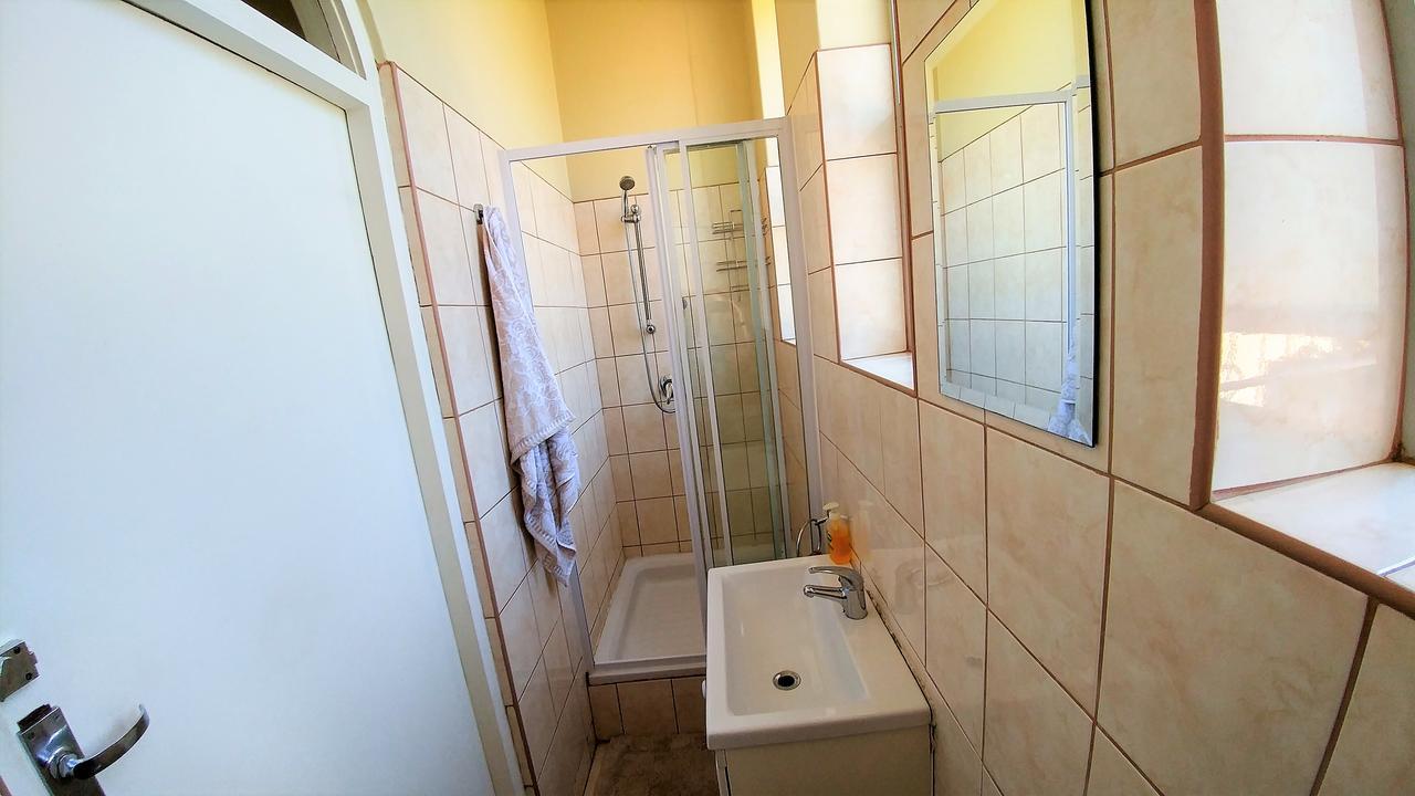 Rosa B&B Oudtshoorn Extérieur photo